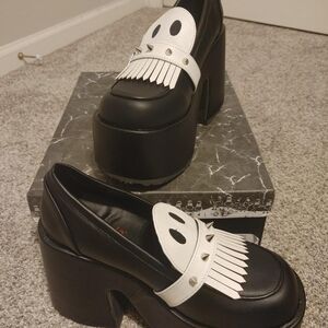 Demonia Camel-58 in Size Women's 10